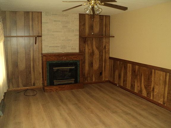 5th image of 1015 Leesburg Ave