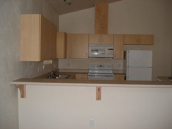 2nd image of 2605 Hartsfield Rd