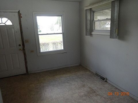 4th image of 14537 Leavitt Ave