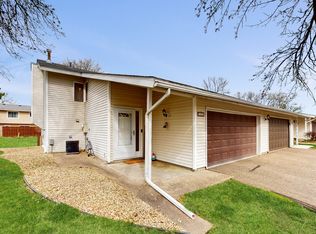 7868 Dunmore Rd, Woodbury, MN 55125