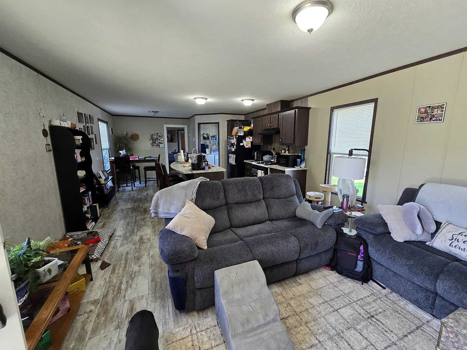 3 bed, 1120 sqft, $1,350 — Photo 2