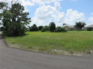 1618 NE 44th St, Cape Coral, FL 33909