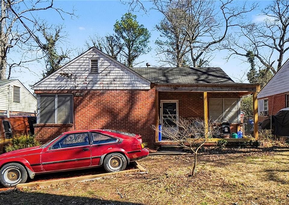 1st image of 1324 Westmont Rd SW