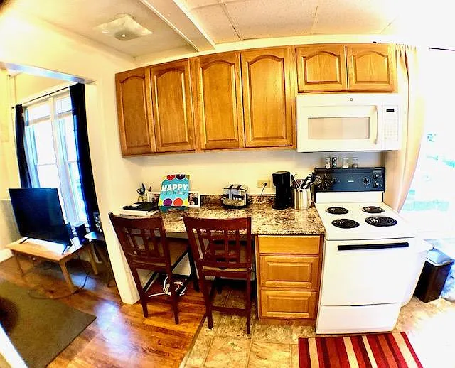 22 Orchard St #2 — Photo 2