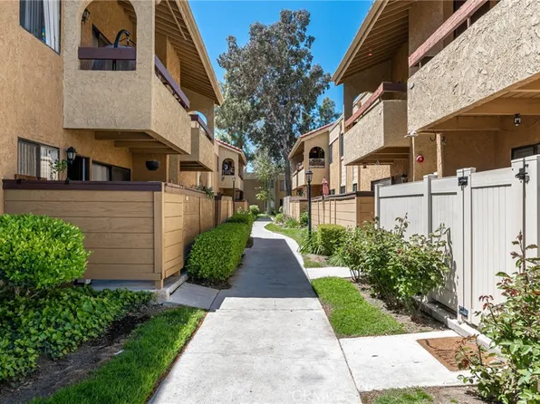 18758 Mandan St APT 1609, Santa Clarita, CA 91351