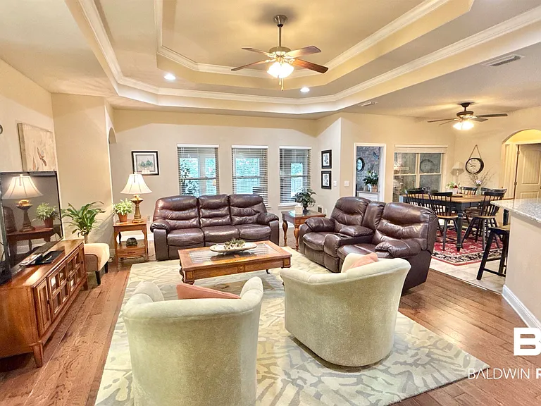 697 Parish Lakes Dr — Photo 10