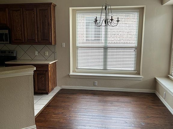3rd image of 10204 Ashburn Dr