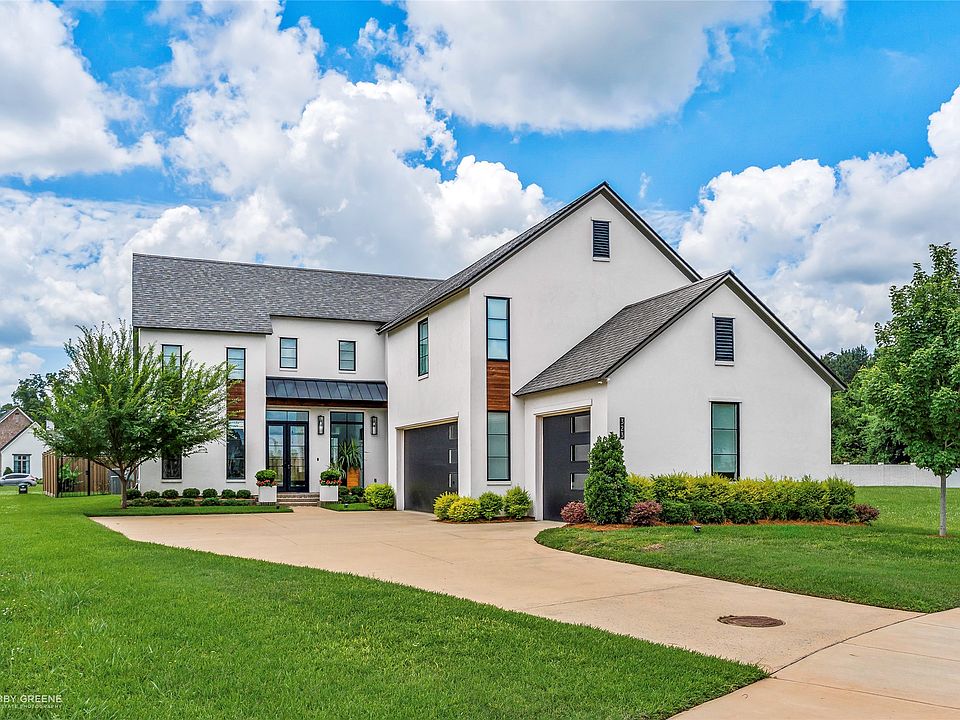 1st image of 323 Belle Winds Ct