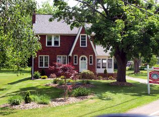 9251 Woodworth Rd, North Lima, OH