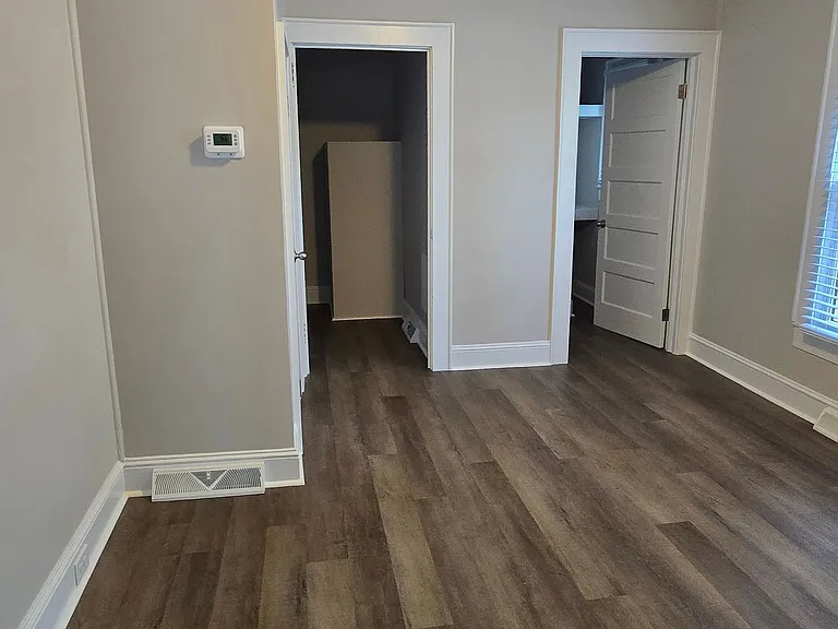 805 Oakshade Ave #805 — Photo 8