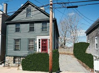 12 Warner St, Newport, RI 02840