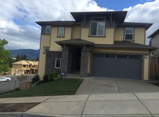 23477 SE 46th Pl, Sammamish, WA 98075