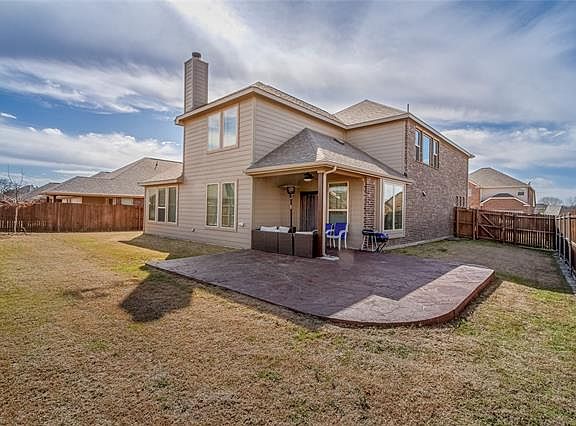 5th image of 1409 Heather Ln