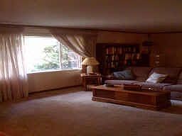 2nd image of 1206 Woodridge Cir