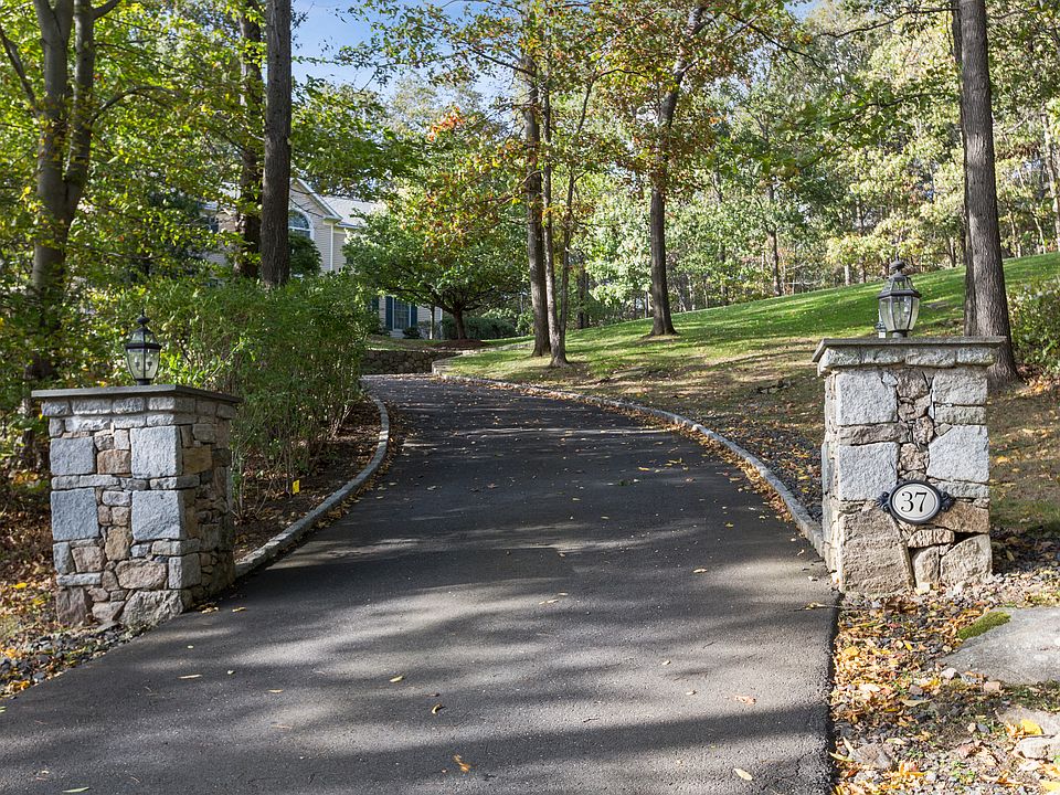 37 Indian Cave Road