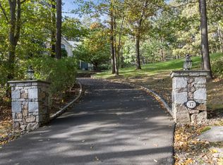 37 Indian Cave Rd, Ridgefield, CT 06877