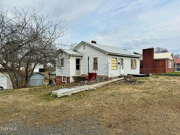 4th image of 1601 E Watauga Ave