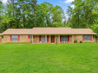 1214 W George Richey Rd, Gladewater, TX 75647
