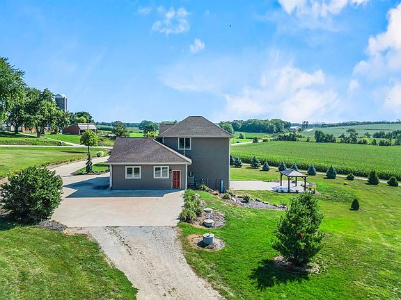 4th image of 973 Clarkson Rd