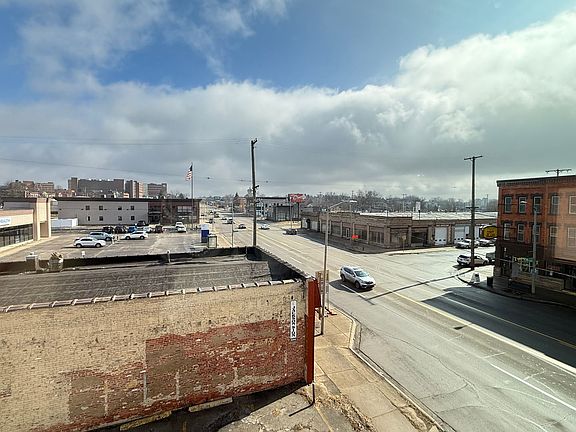 2nd image of 634 E Michigan Ave APT C