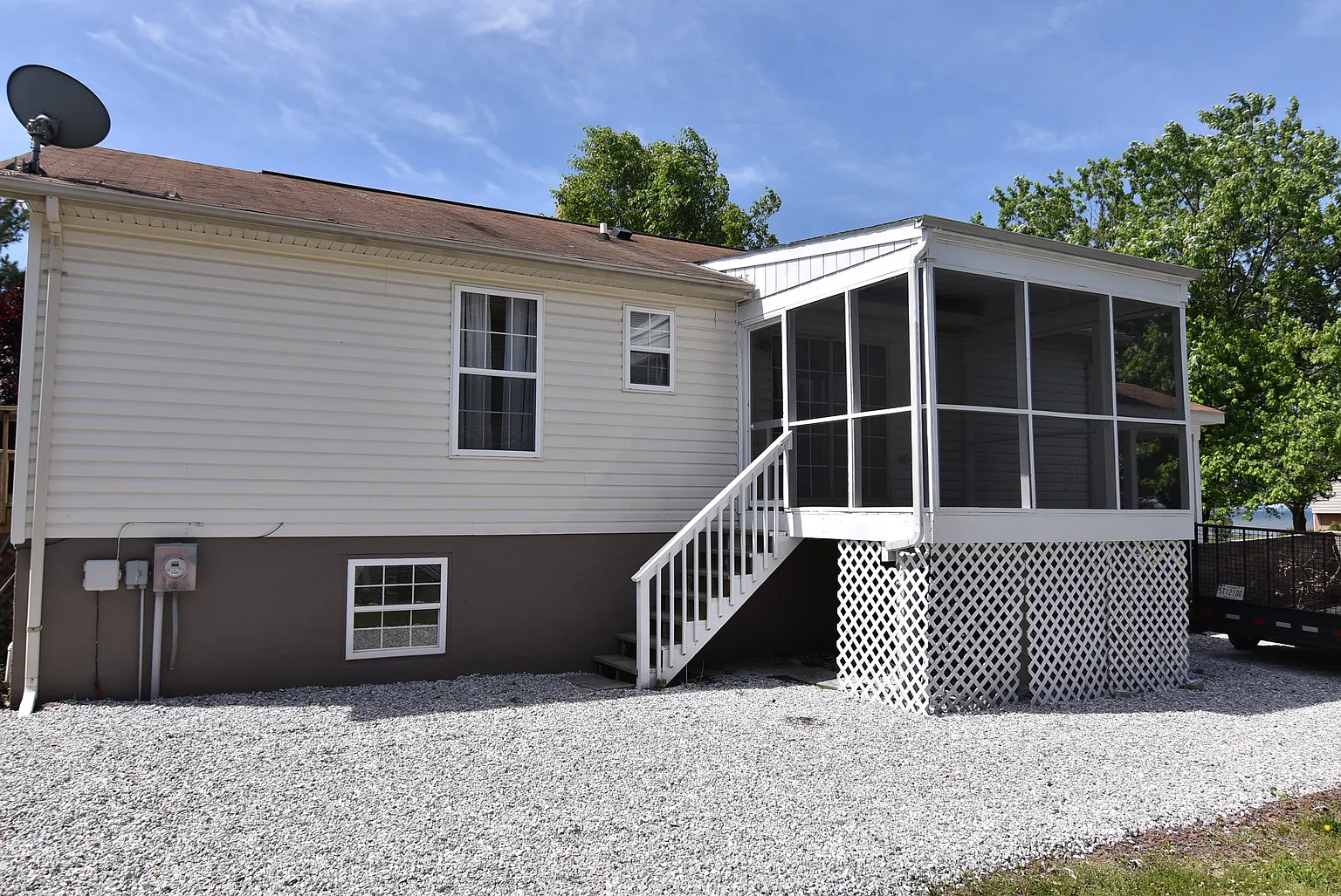 503 Bay Dr photo 1