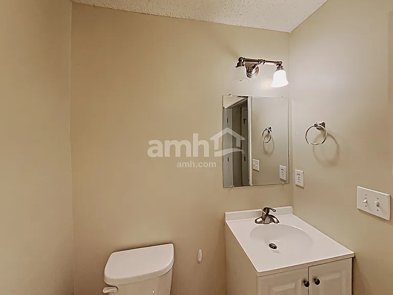 3276 Peach Ct NW — Photo 8