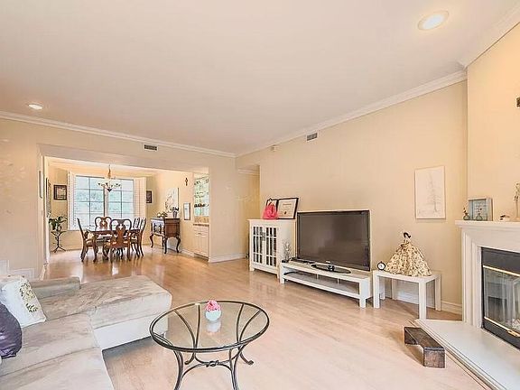 3rd image of 1250 Midvale Ave APT 302
