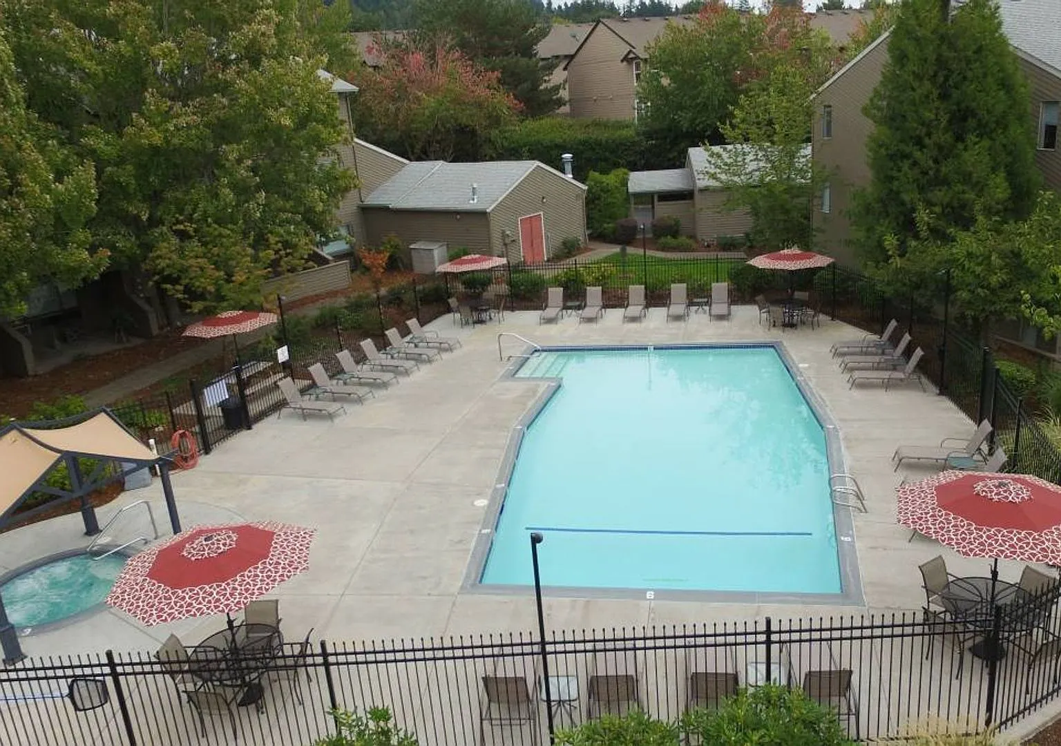 Town Center Heights Apartments — Photo 2