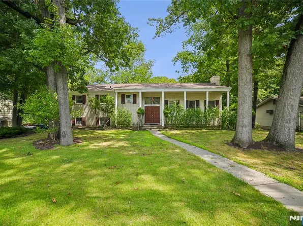 249 Knickerbocker Road, Englewood, NJ 07631
