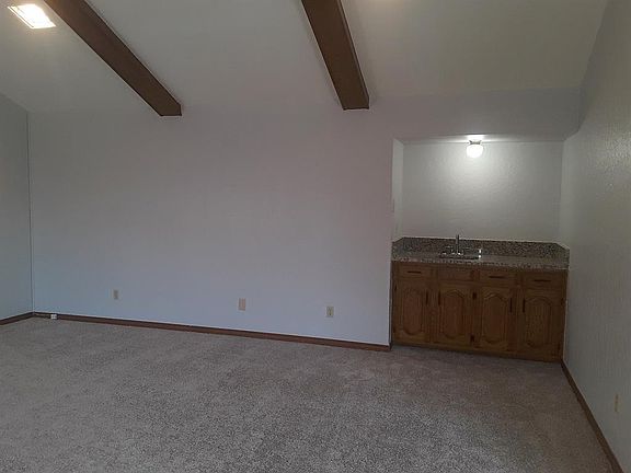 5th image of 314 S Stewart Ave #316