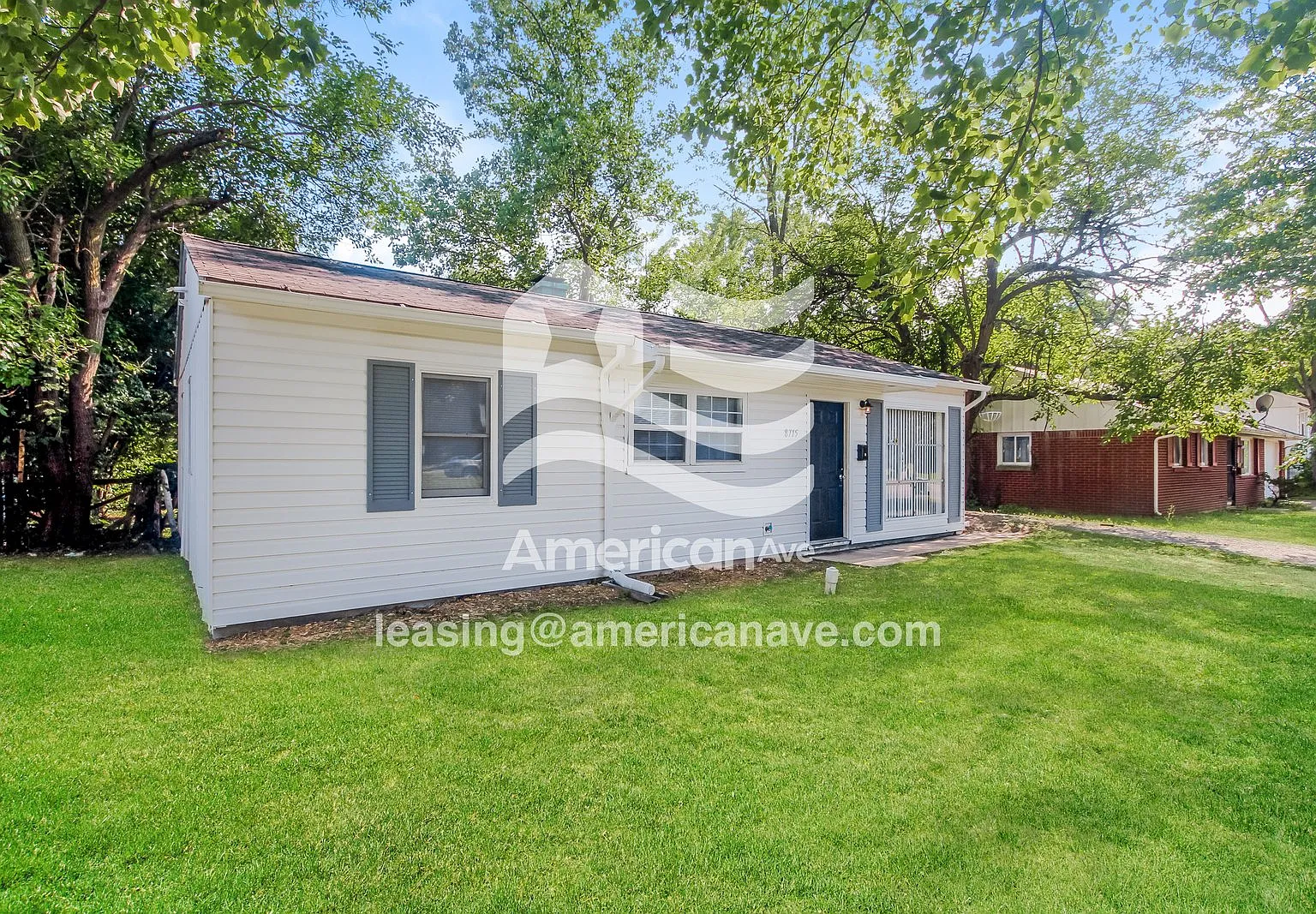 3 bed, 1.0 bath, 967 sqft, $1,197 — Photo 2