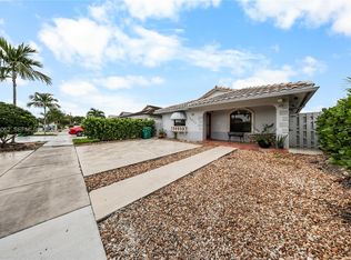 Golden Eagle Estates Sec, Hialeah Gardens, FL 33018