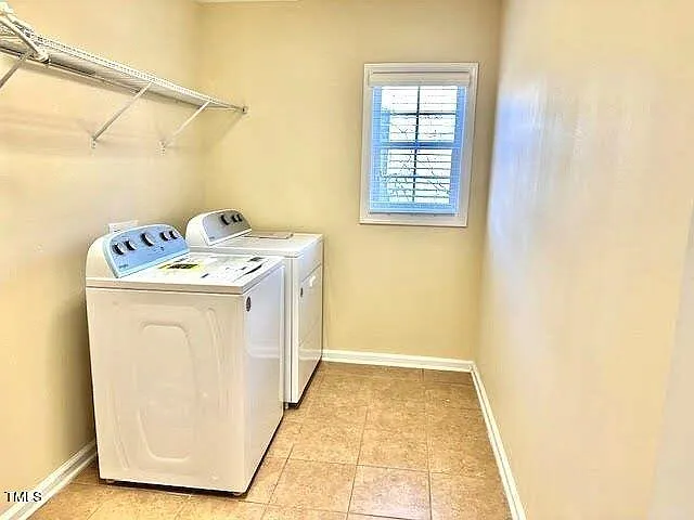 1237 Mantra Ct — Photo 14