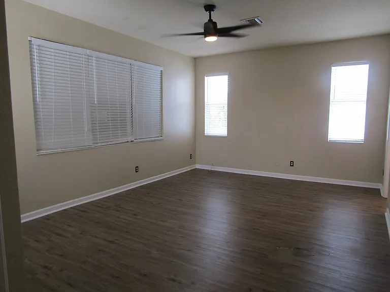 1756 SW Jamesport Dr — Photo 14