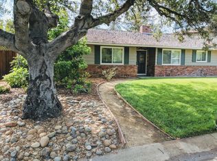 300 Spagnoli Ct, Los Altos, CA 94022