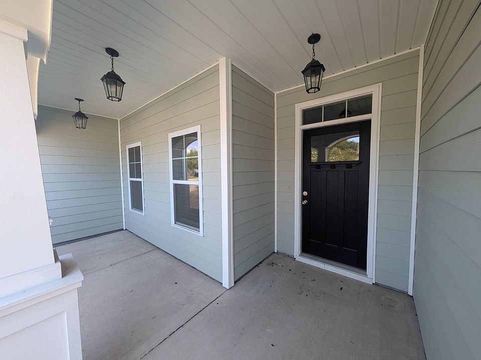 7th image of 6117 Chancellorsville Dr