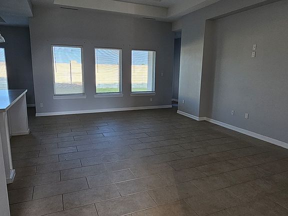 5th image of 3318 Rachel St