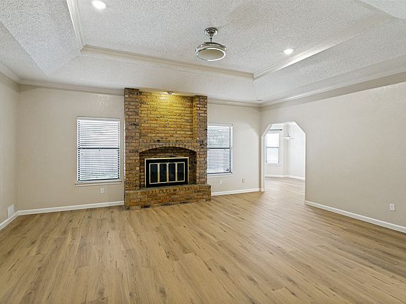 2nd image of 7604 Blossom Dr