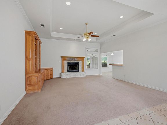 5th image of 1005 Catalina Dr