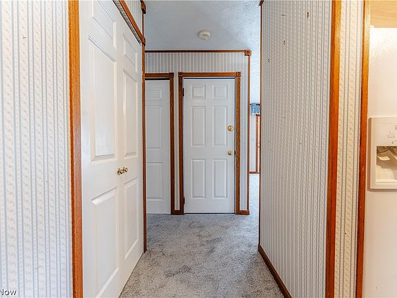 14th image of 830 Standish Cir NW