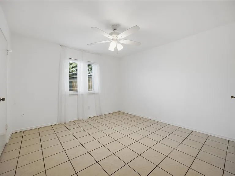 2311 Jamie Dr #2311 — Photo 12