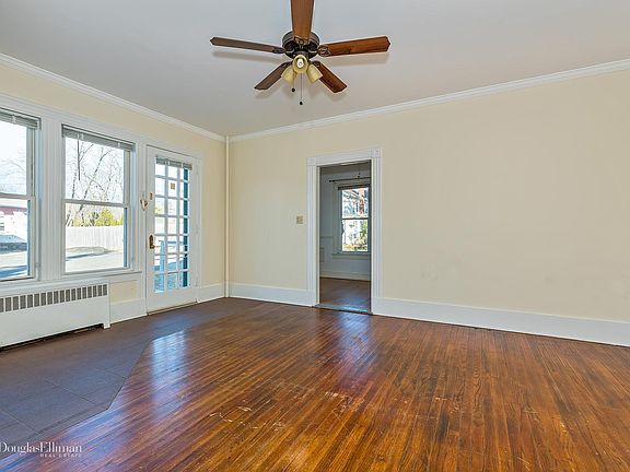 4th image of 12885 Sound Ave