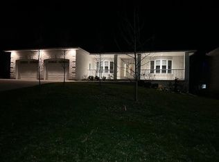 41 Sunset Ave, Warwick, ON N0M 2S0