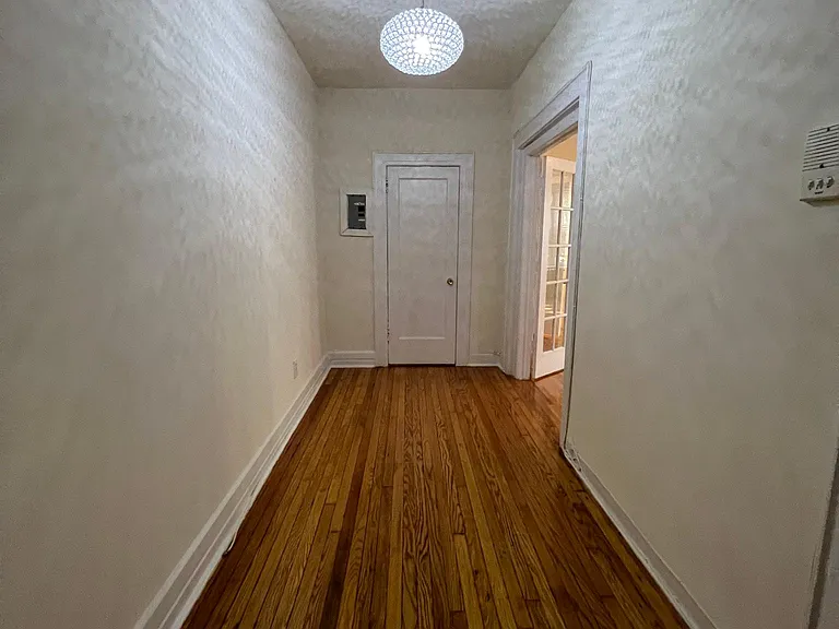 40 Lenox Ave — Photo 5