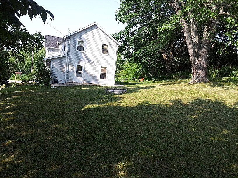 2nd image of 3066 N Station Rd