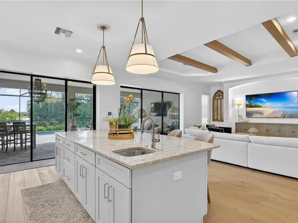 9406 Galliano TER, NAPLES, FL 34119