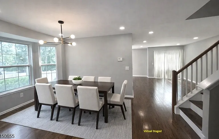 2501 Vantage Ct — Photo 2