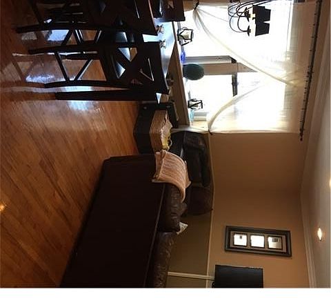 2nd image of 126 Woodside Grn APT 3B