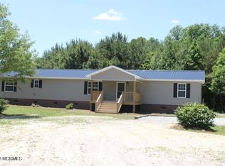 13438 Peacock Rd, Chadbourn, NC 28431