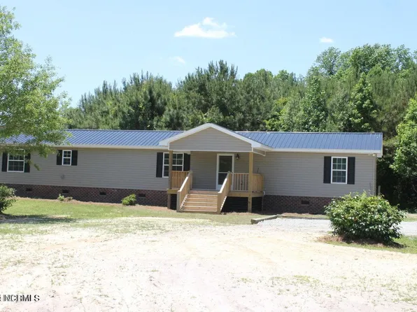 13438 Peacock Road, Chadbourn, NC 28431
